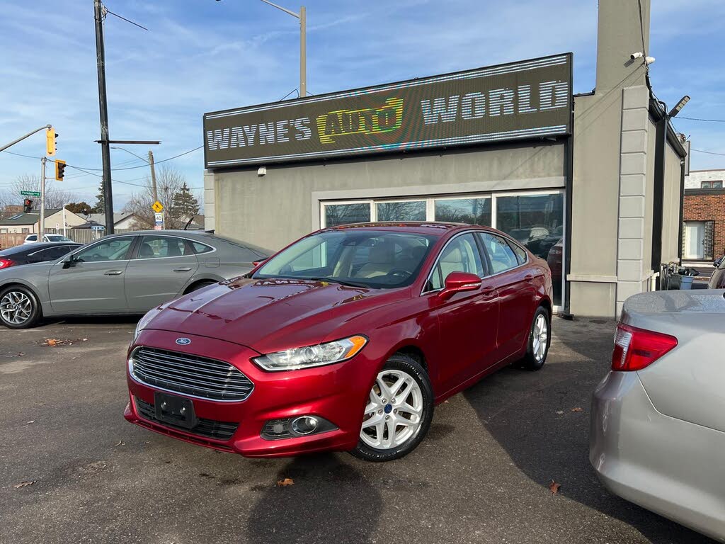 2016 Ford Fusion SE