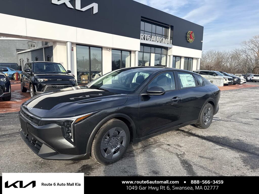 2025 Kia K4 LX FWD