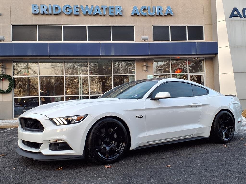 2016 Ford Mustang GT Coupe RWD