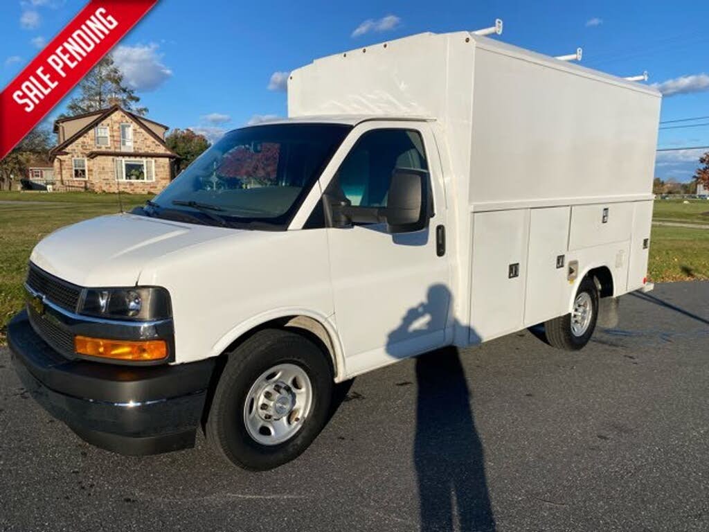2019 Chevrolet Express Chassis 3500 139 Cutaway RWD