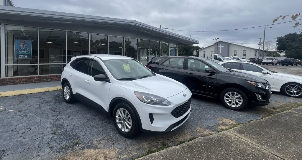2022 Ford Escape SE FWD