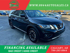 Nissan Pathfinder SV 4WD