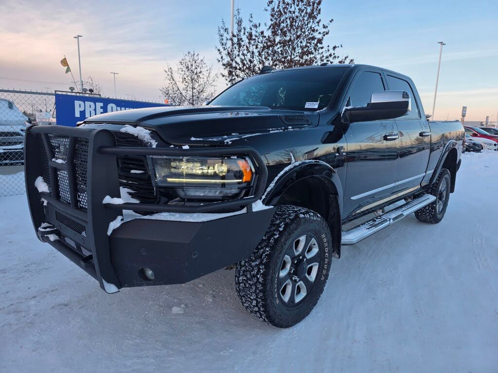 2022 RAM 2500 Limited Crew Cab 4WD