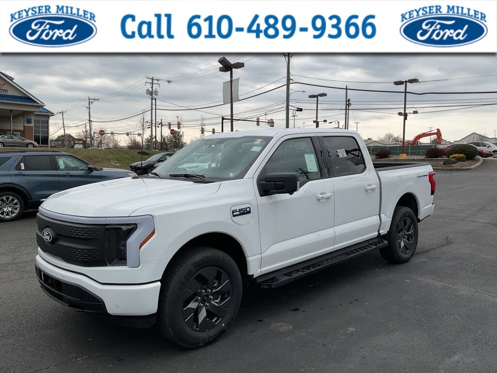 2025 Ford F-150 Lightning Flash SuperCrew AWD