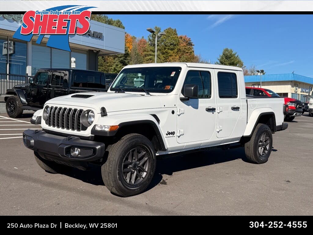 2025 Jeep Gladiator High Tide Crew Cab 4WD