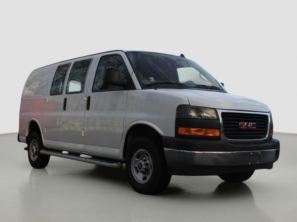 2023 GMC Savana Cargo 2500 RWD