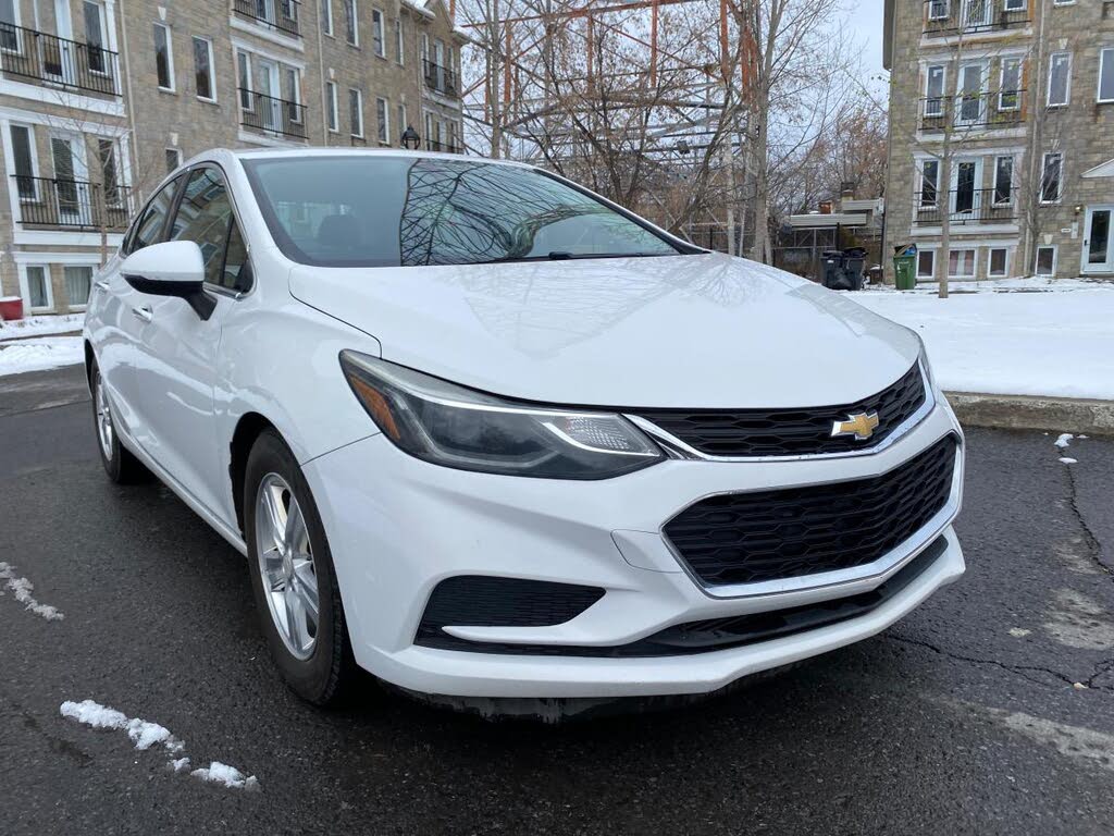 2017 Chevrolet Cruze Premier Sedan FWD