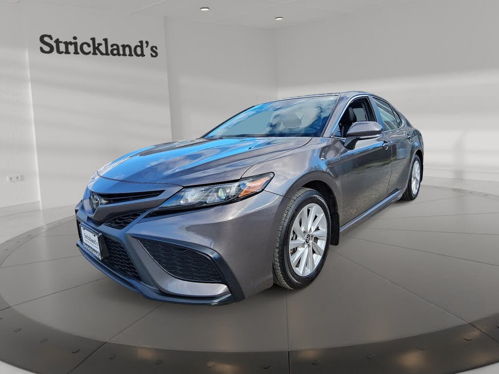 2024 Toyota Camry SE AWD