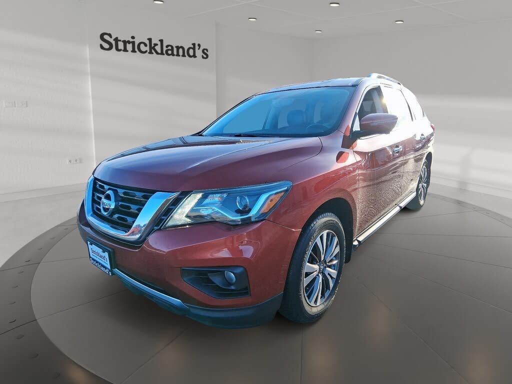 Nissan Pathfinder SL 4WD 2017