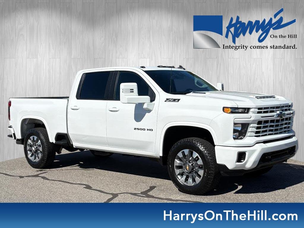 2024 Chevrolet Silverado 2500HD Custom Crew Cab 4WD