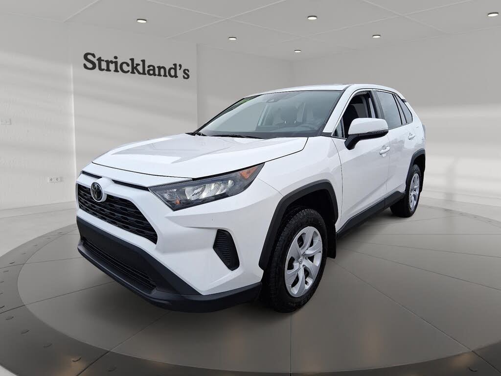 Toyota RAV4 LE AWD 2024