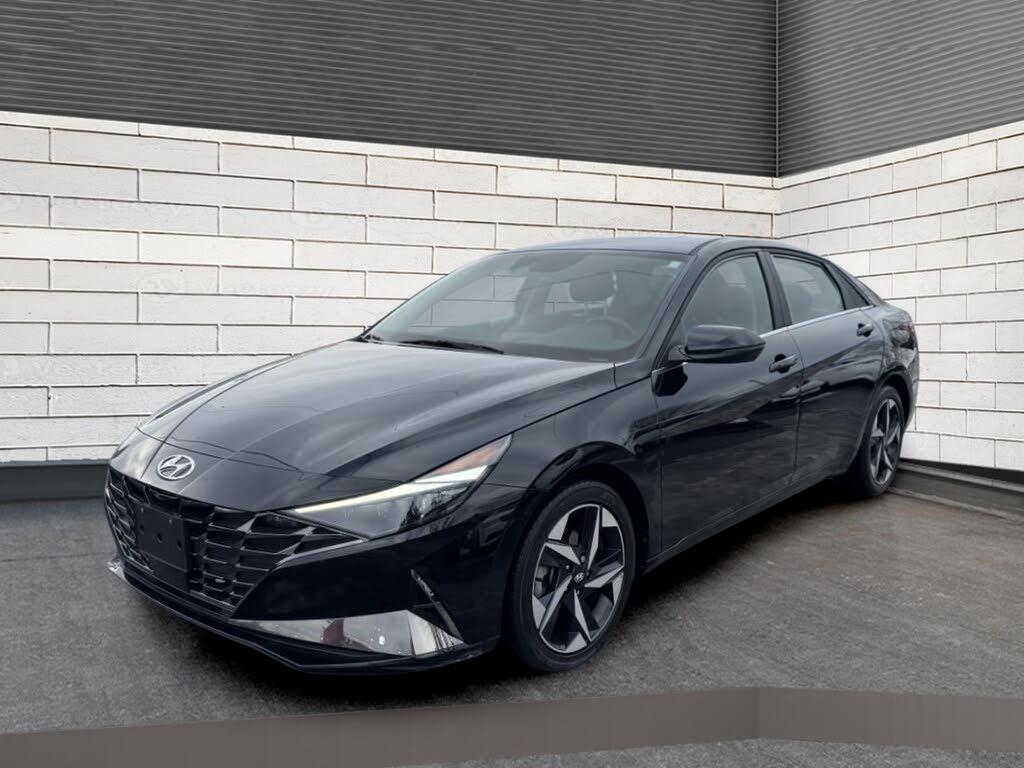 Hyundai Elantra Ultimate FWD 2022