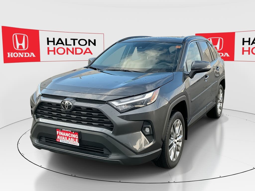 Toyota RAV4 XLE AWD 2022