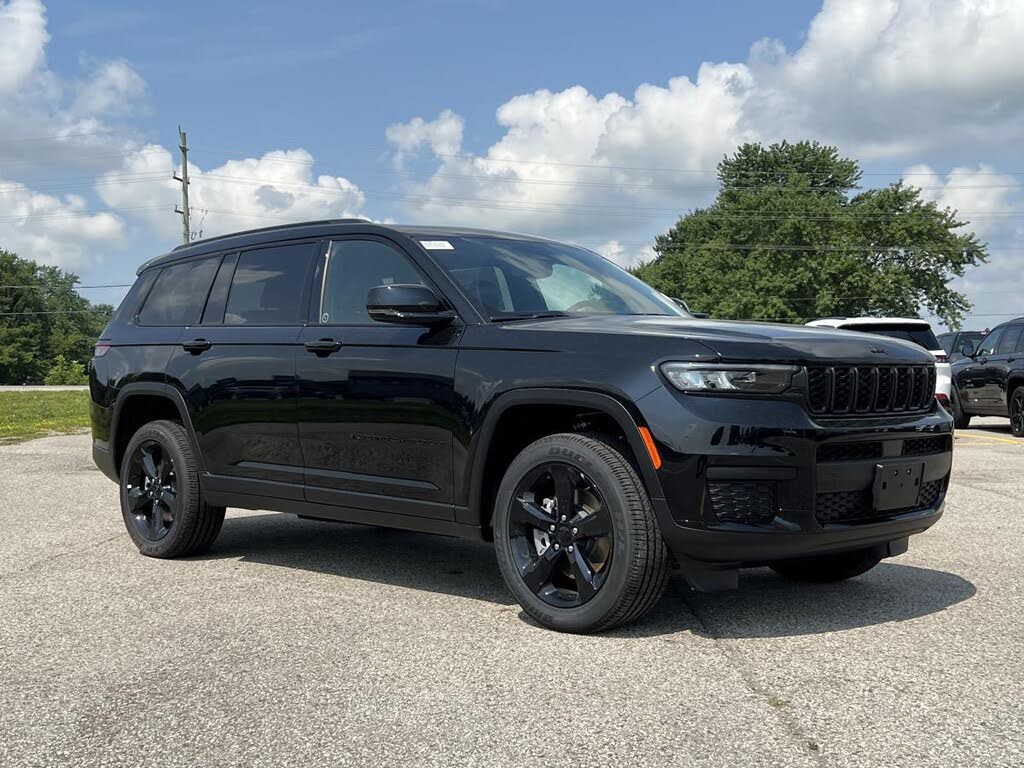 2024 Jeep Grand Cherokee L Altitude 4WD