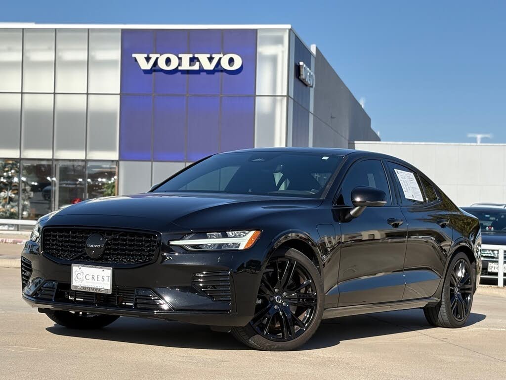 2023 Volvo S60 Recharge T8 Ultimate Black Edition eAWD