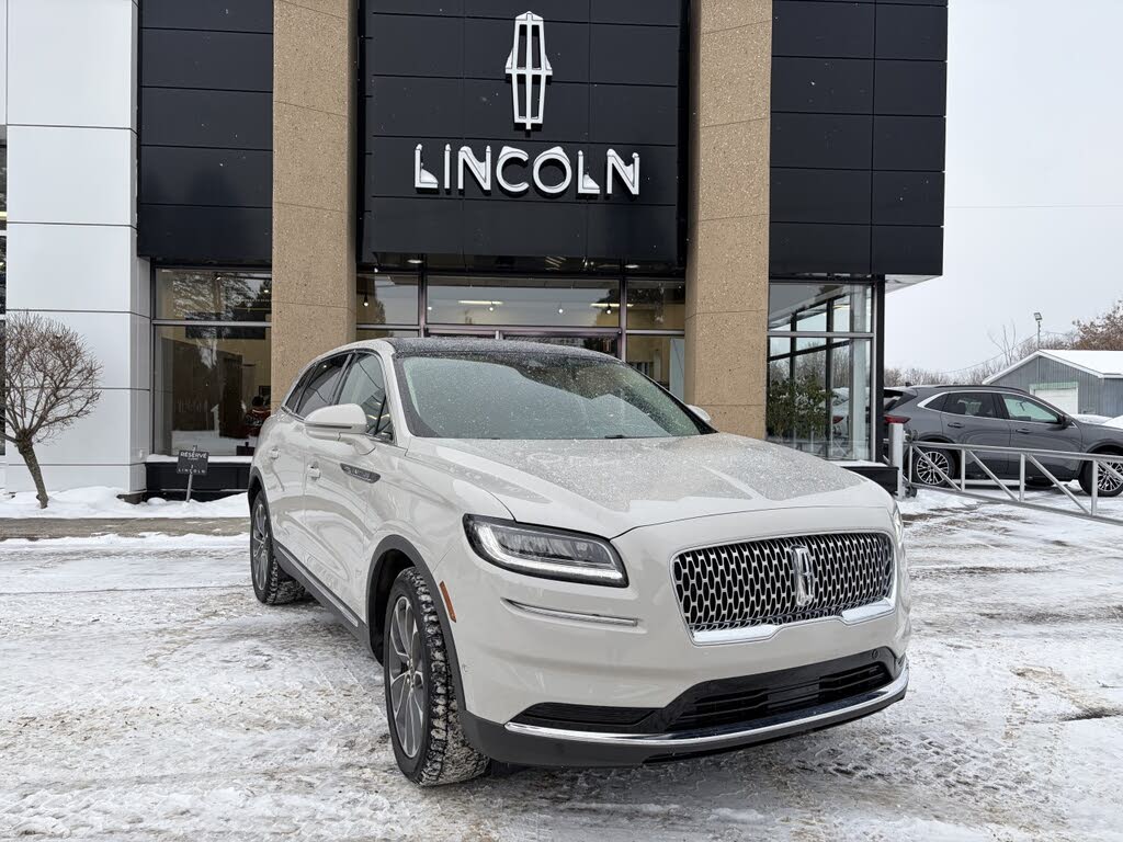 2022 Lincoln Nautilus Reserve AWD