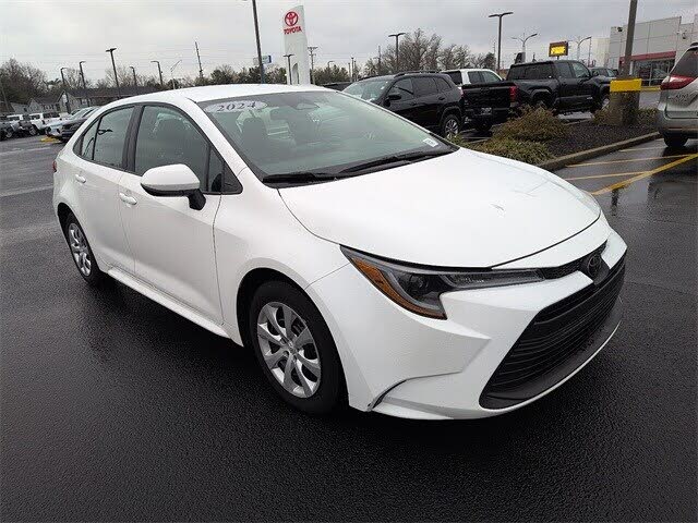 2024 Toyota Corolla LE FWD