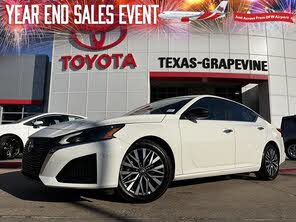 Nissan Altima 2.5 SV FWD