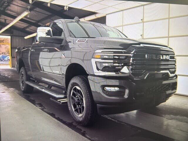 2025 RAM 2500 Laramie Crew Cab 4WD