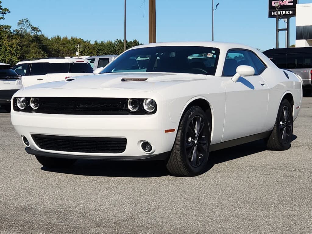 2023 Dodge Challenger SXT AWD
