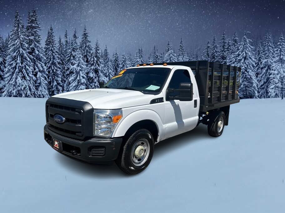 2016 Ford F-350 Super Duty Chassis XL RWD