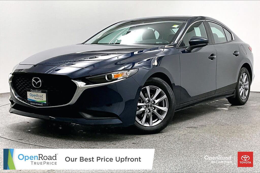 2022 Mazda MAZDA3 Preferred Sedan FWD