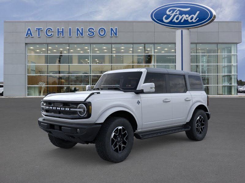 2025 Ford Bronco Outer Banks 4-Door 4WD