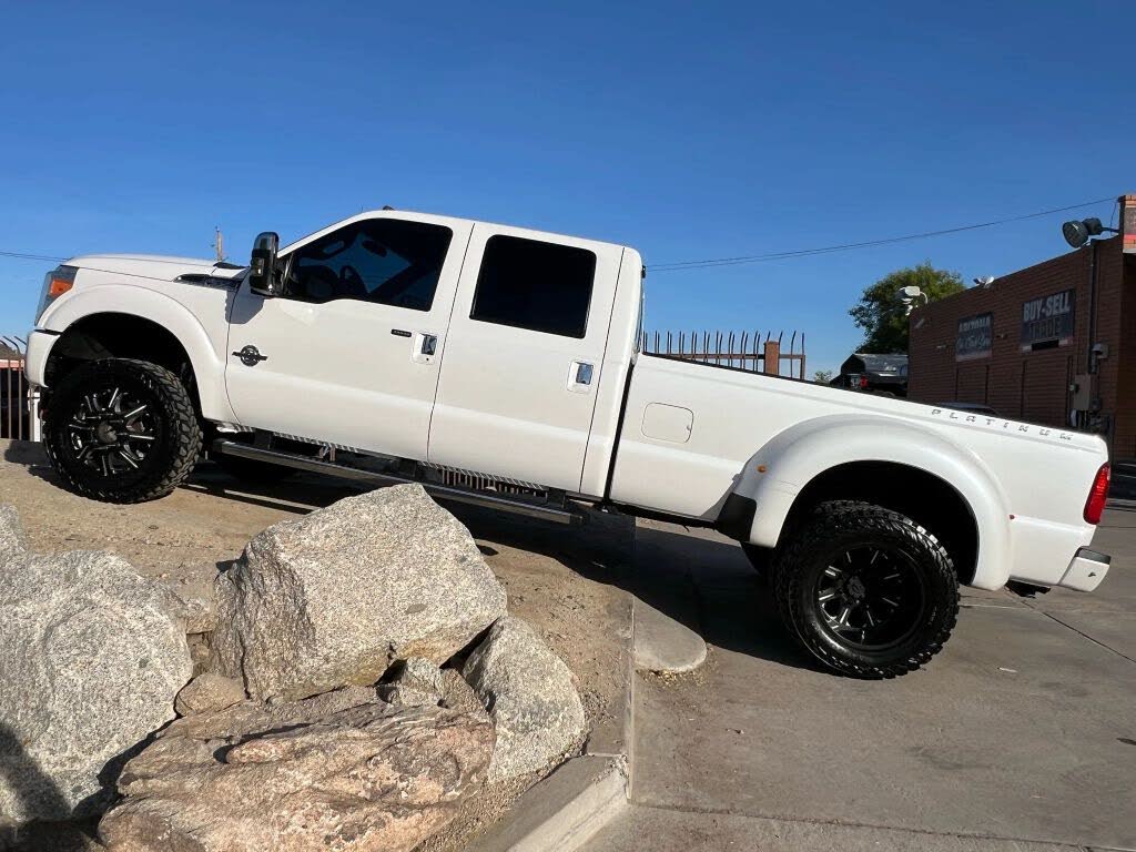 2013 Ford F-350 Super Duty Platinum Crew Cab LB DRW 4WD