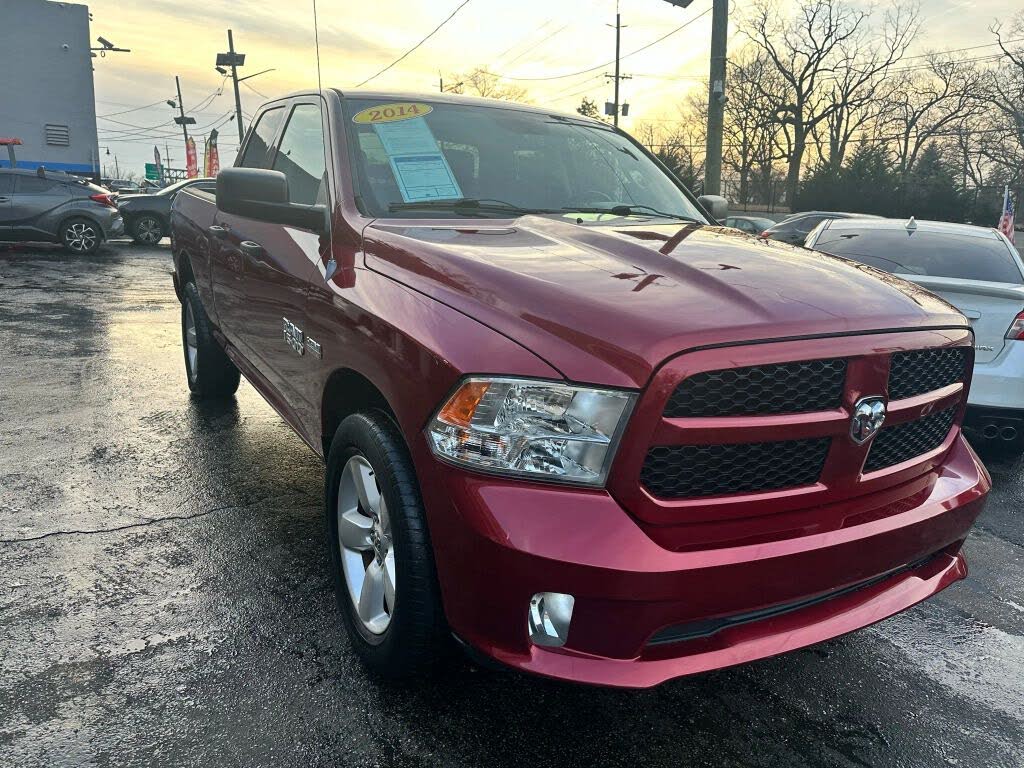 2014 RAM 1500 Express Quad Cab 4WD