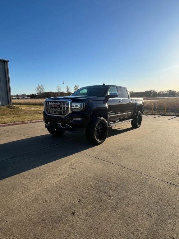 2016 GMC Sierra 1500 Denali Crew Cab 4WD