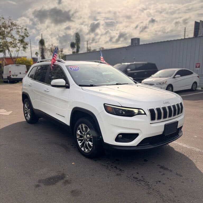 2021 Jeep Cherokee Latitude Lux 4WD