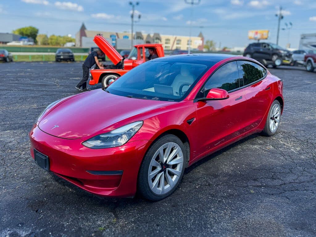 2021 Tesla Model 3 Standard Range Plus RWD