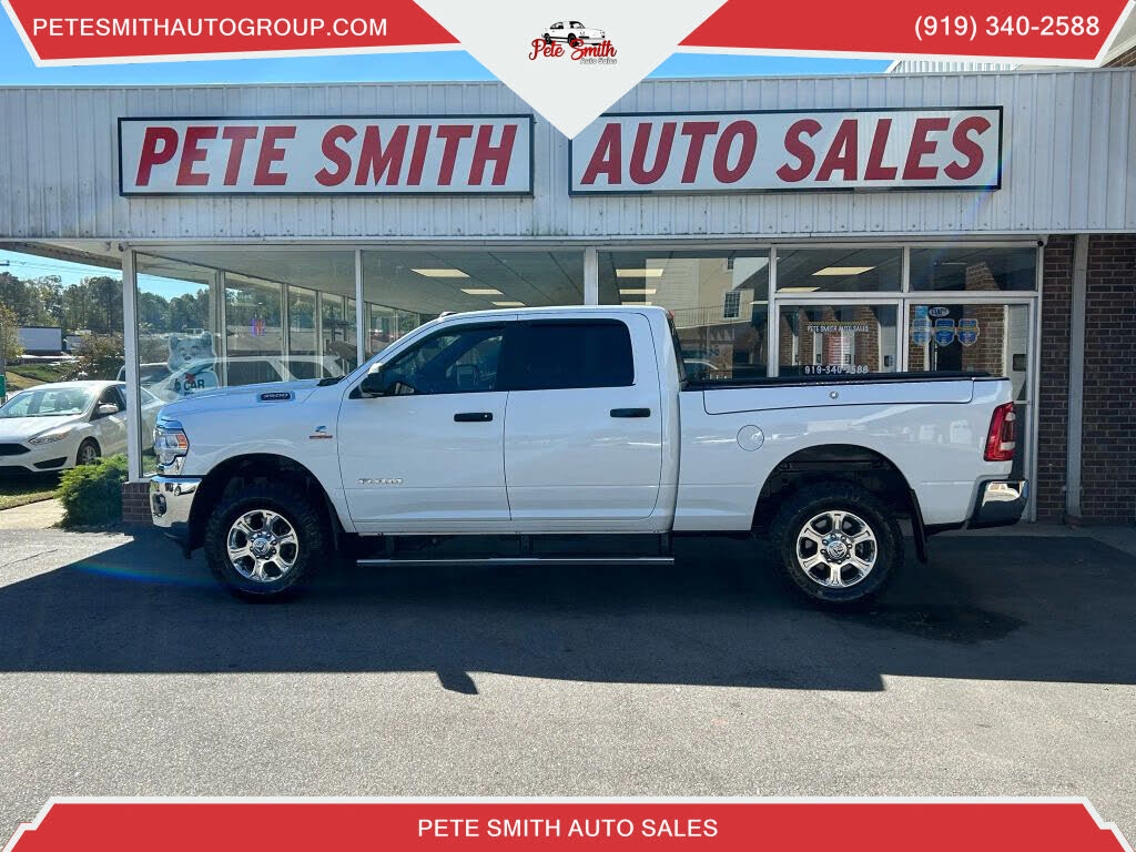 2022 RAM 3500 Big Horn Crew Cab 4WD