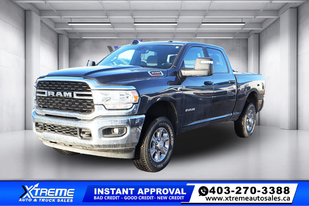 2024 RAM 3500 Big Horn Crew Cab 4WD