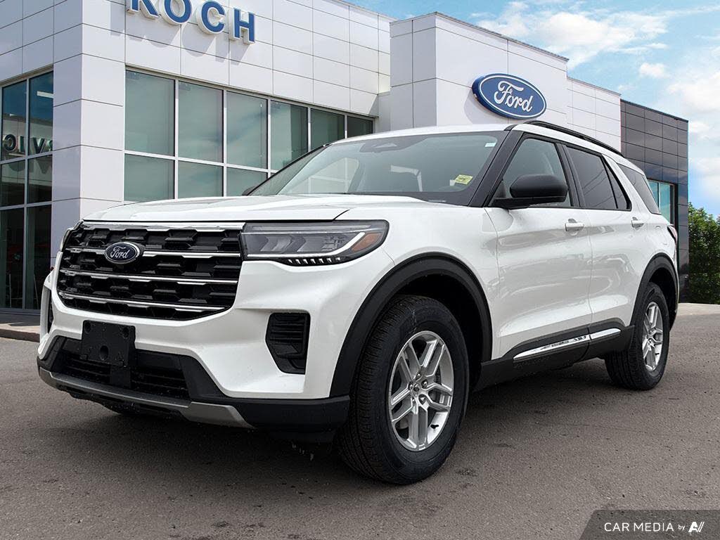 2025 Ford Explorer Active AWD