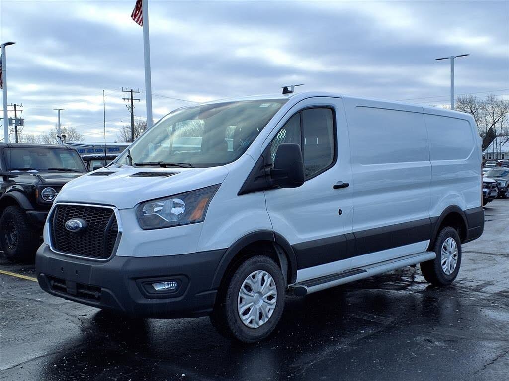 2024 Ford Transit Cargo 250 Low Roof LB RWD