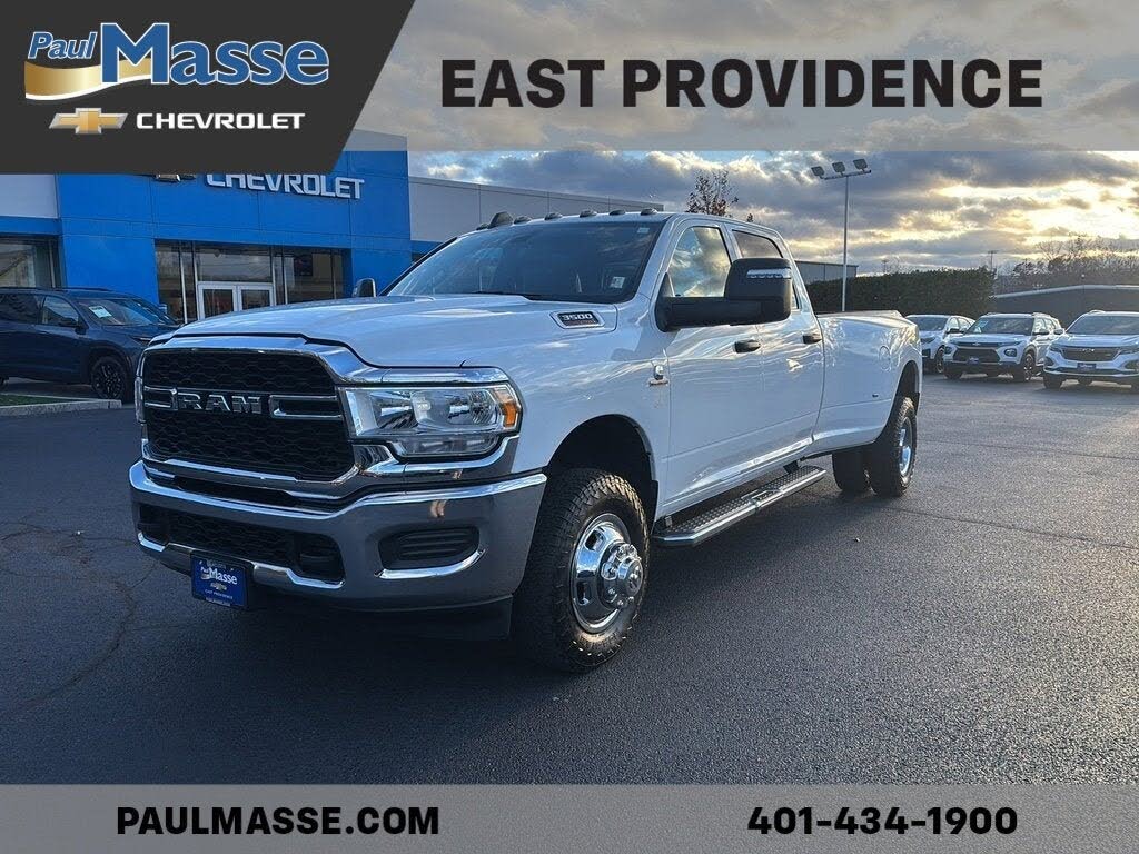 2024 RAM 3500 Tradesman Crew Cab LB DRW 4WD