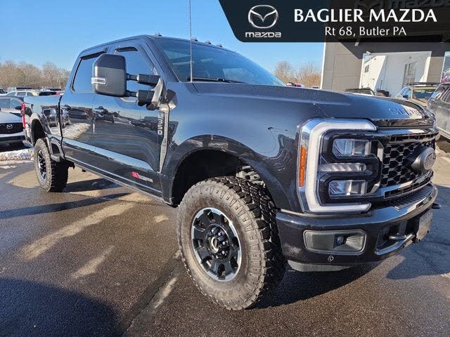 2025 Ford F-350 Super Duty Lariat Crew Cab 4WD