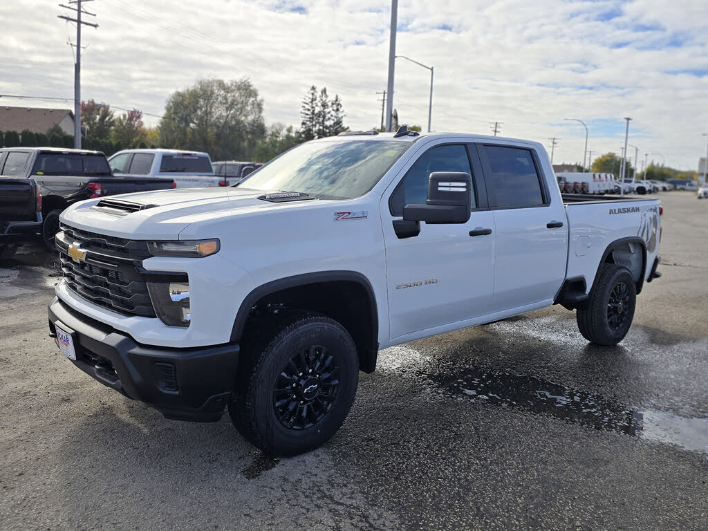 2026 Chevrolet Silverado 2500HD Work Truck Crew Cab 4WD