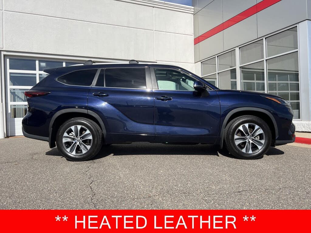 2024 Toyota Highlander XLE AWD