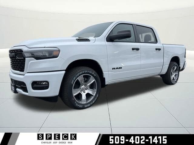 2026 RAM 1500 Express Crew Cab 4WD