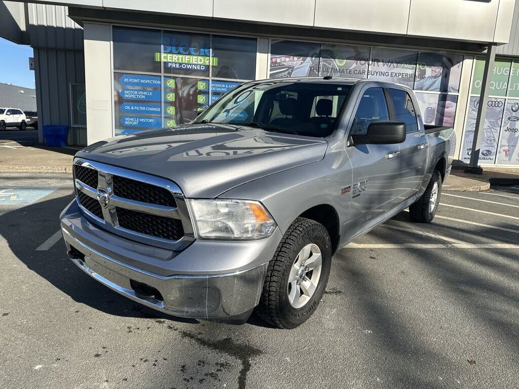 RAM 1500 Classic SLT Crew Cab 4WD 2021