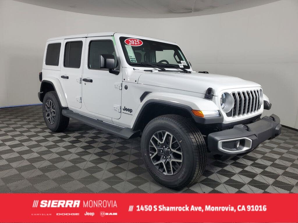 2025 Jeep Wrangler Sahara 4-Door 4WD