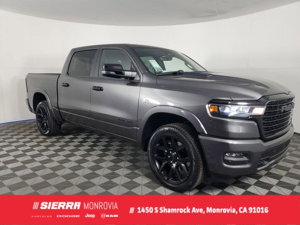 2026 RAM 1500 Laramie Crew Cab 4WD