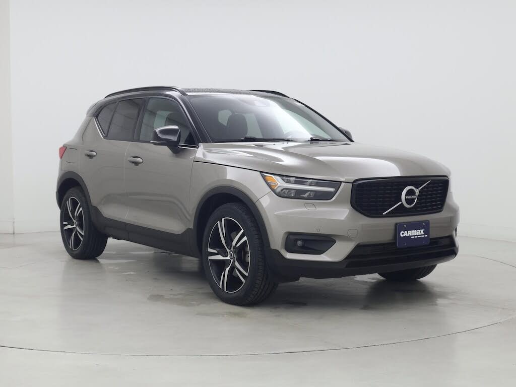 2022 Volvo XC40 T5 R-Design AWD