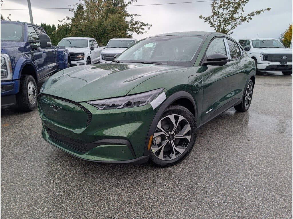 2025 Ford Mustang Mach-E Select RWD