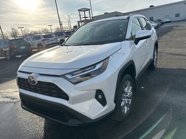 2025 Toyota RAV4 XLE Premium AWD