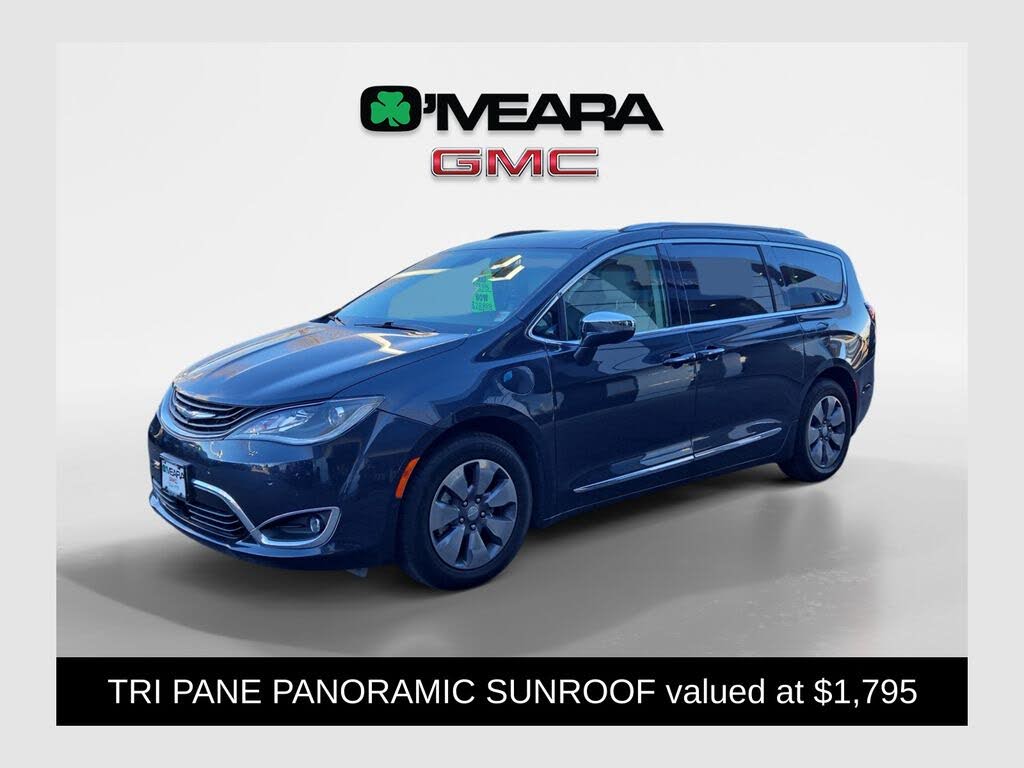 2019 Chrysler Pacifica Hybrid Limited FWD