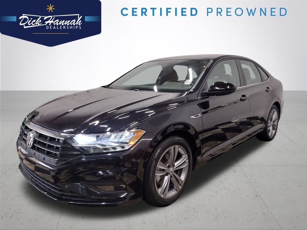 2021 Volkswagen Jetta R-Line FWD