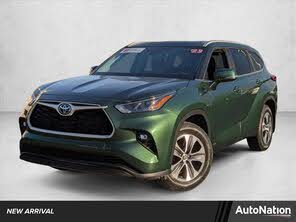 Toyota Highlander Hybrid XLE AWD